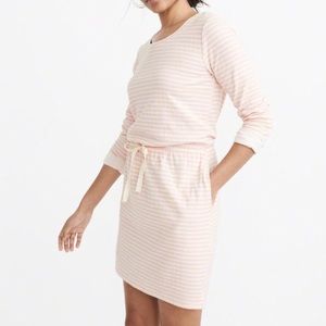 Abercrombie tie waist knit dress
